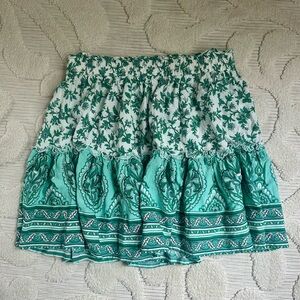 Princess Polly Green Floral Mini Skirt Size 6 Worn Once Like New